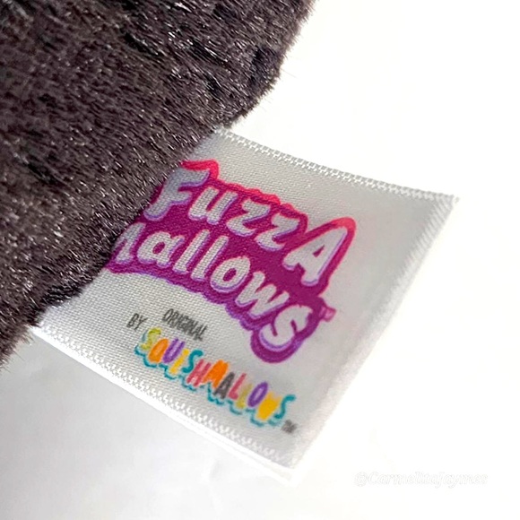 JAEYLN 🦎Fuzzamallow Black & Pink Axolotl Original Squishmallow by Kelly Toy NWT - Picture 5 of 8